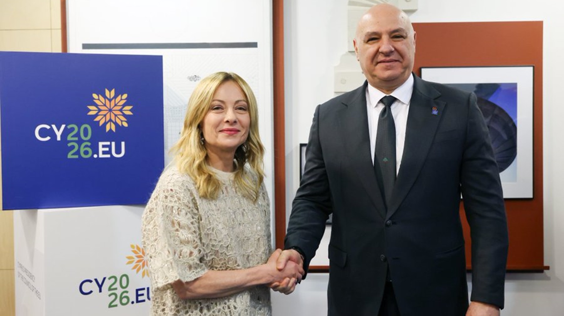 عون في الاجتماع غير الرسمي لرؤساء دول وحكومات الاتحاد الأوروبي: لبنان يرفض ان يكون ورقة تفاوض في الصراعات الإقليمية